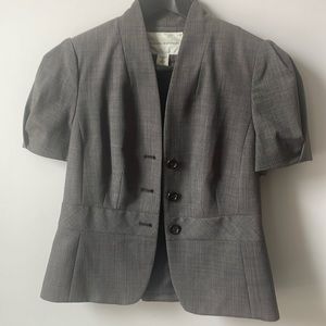 Amazing wool short sleeve blazer 🤩